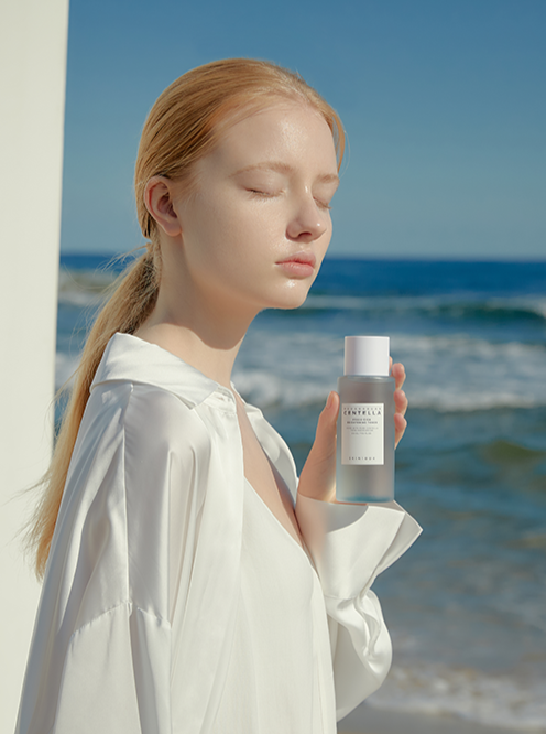 SKIN1004 Hyalu Cica Tonique Éclaircissant 210 ml