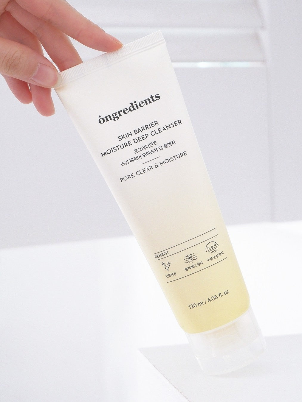 ONGREDIENTS Skin Barrier Moisture Deep Cleanser 120ml