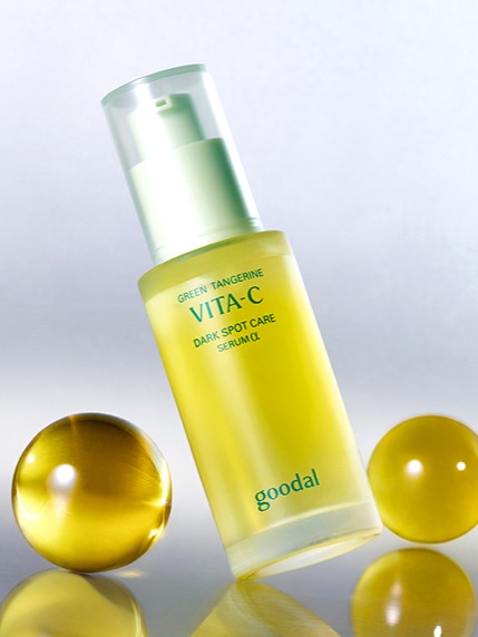 GOODAL Green Tangerine Vita C Dark Spot Care Serum Alpha