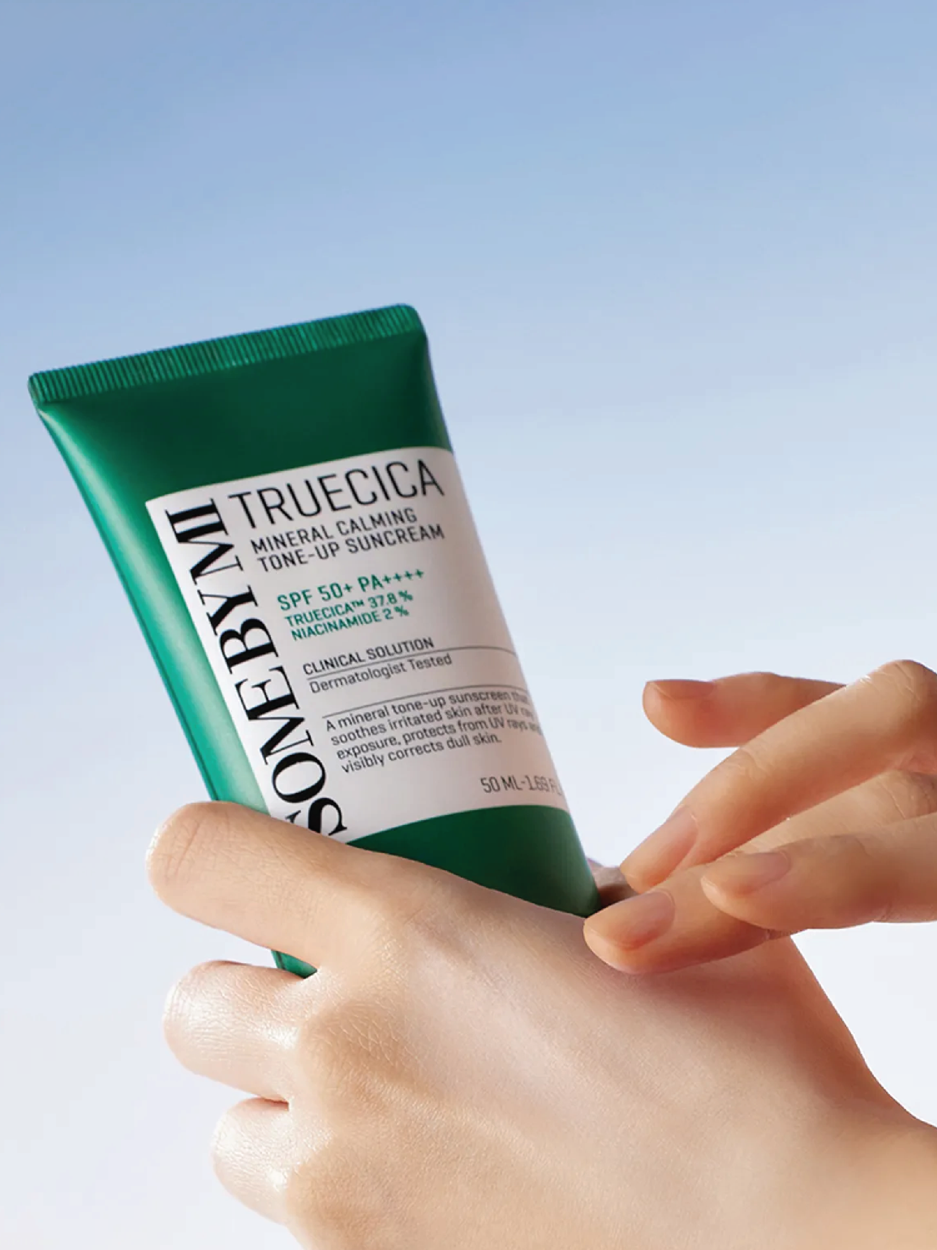 SOME BY MI Truecica Mineral Calming Tone Up Suncream